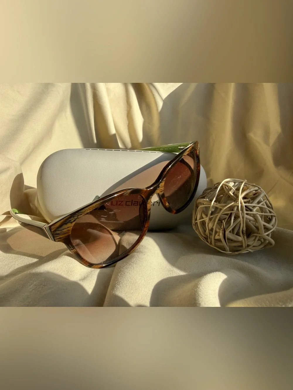 Liz Claiborne Brown Tortoiseshell Cat-Eye‎ Sunglasses with Green Temples
